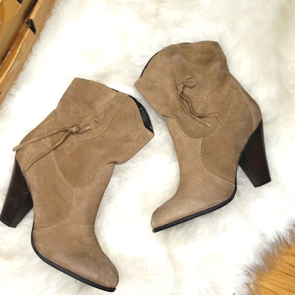 DV Dolce Vita Women's POKIE western heeled boot 6.5 - Picture 9 of 15